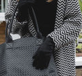 Black Women’s Gloves With Button Detail