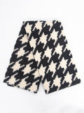 Black & Cream Houndstooth Midweight Scarf