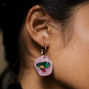 Puddle hoop earrings in lilac 