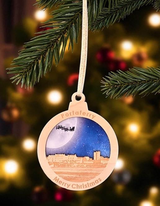 PORTAFERRY scene wooden hanging Christmas decoration bauble 