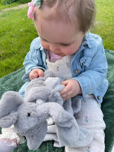 Grey Elephant Comforter Baby Soother — Soft Plush Elephant Comforter| Award-Winning Newborn Gift