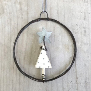 Christmas Tree Hanging Wire Wreath Decoration - East Of India