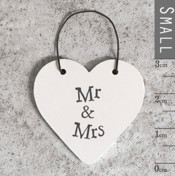 'Mr & Mrs' Little Heart Sign - East Of India