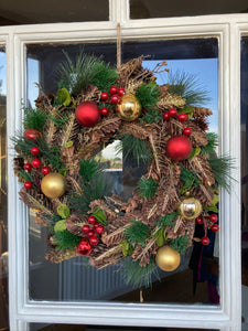 Traditional Christmas Bauble Wreath